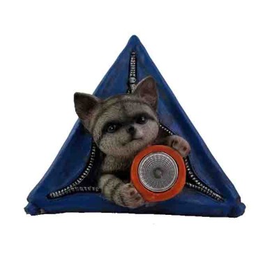 New cute civet cats in tent resin statue with solar light for outdoor garden decor